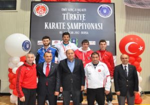 Pınarbaşı yine altınla döndü